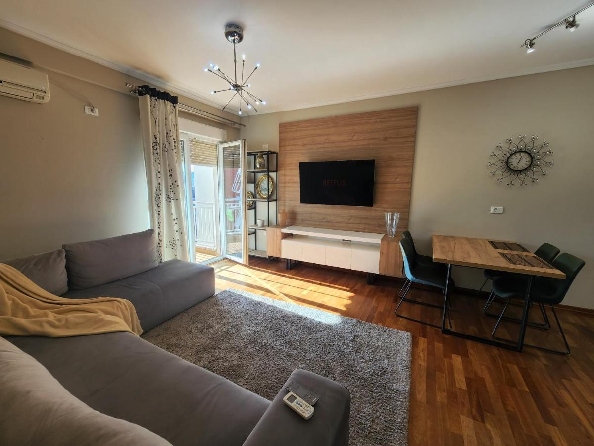 Kalpazo Home Skanderbeg Square Тирана Екстер'єр фото