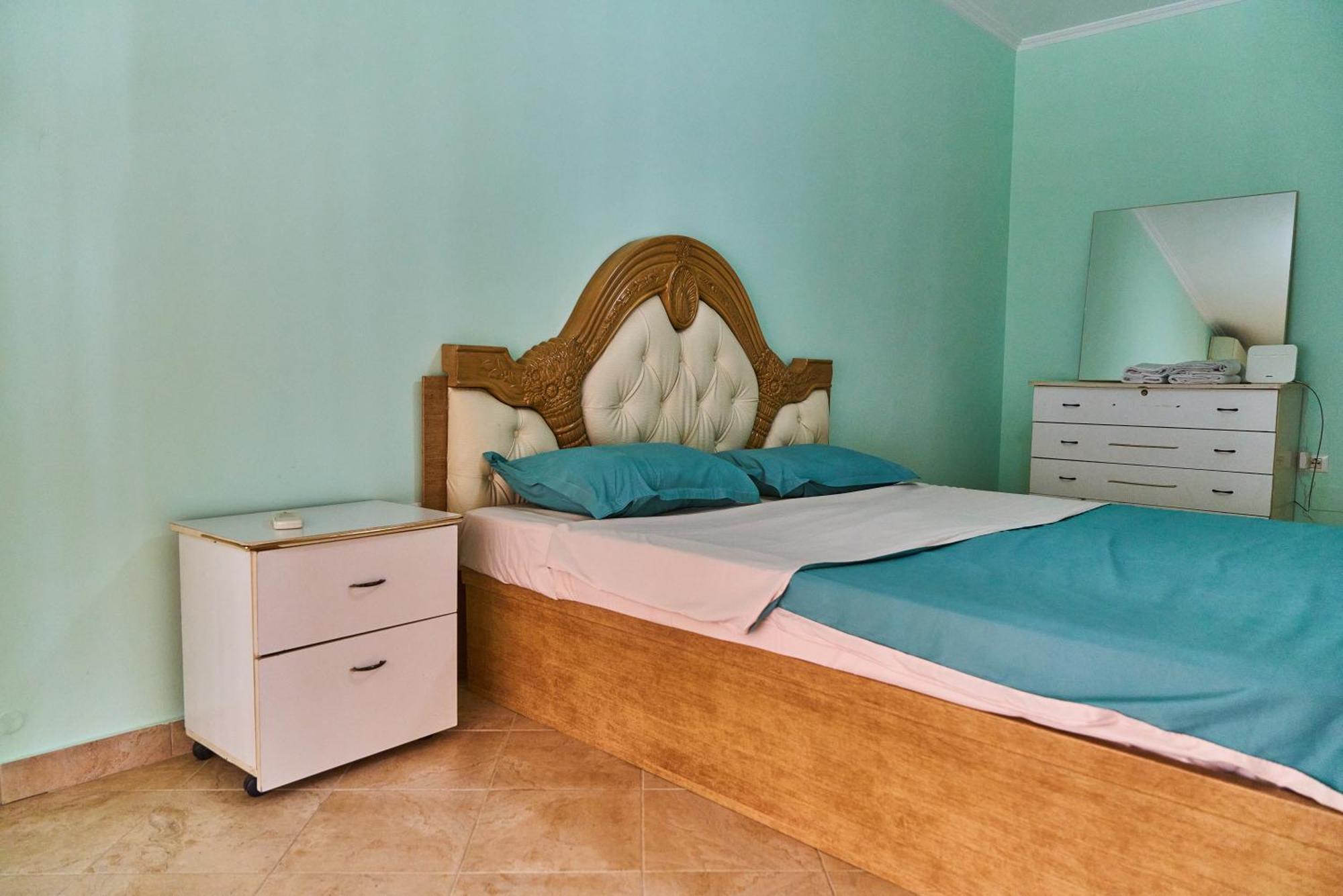 Kalpazo Home Skanderbeg Square Тирана Екстер'єр фото