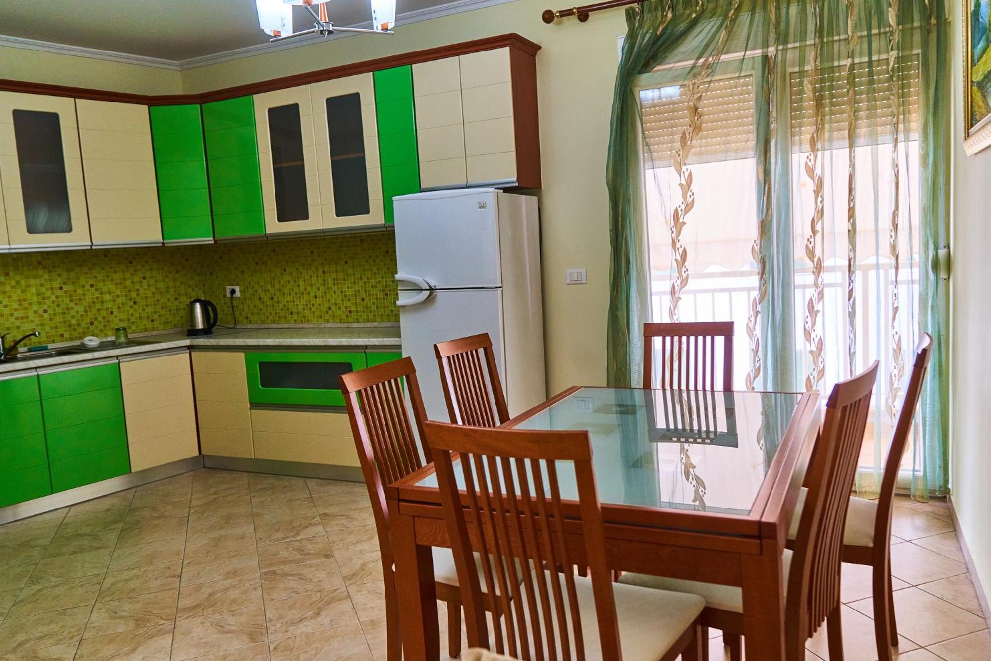 Kalpazo Home Skanderbeg Square Тирана Екстер'єр фото